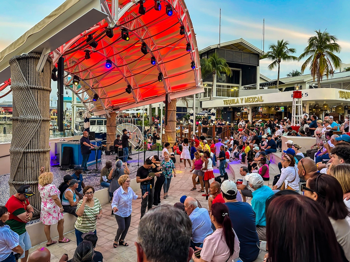 How to use social media in your condo marketing.